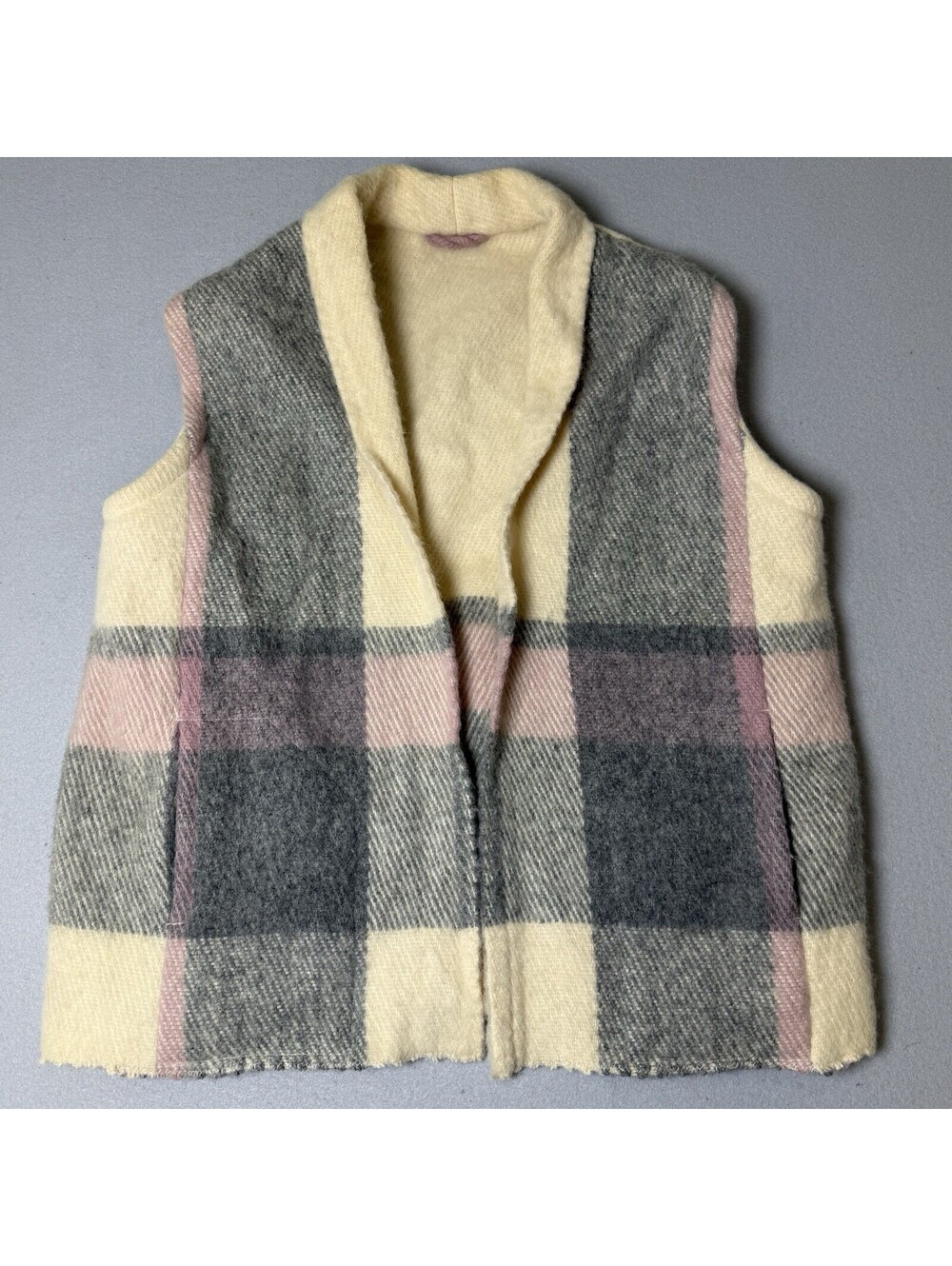 LILLUNN Norway Pure Wool Vest Bergen Plaid Checked Knit Small Handcrafted Nordic